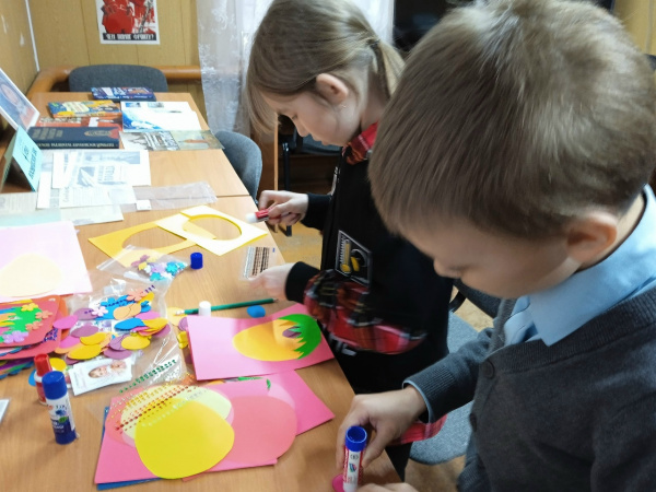 Акция-поздравление с Светлой Пасхой детей войны (Булдеевская с/б)