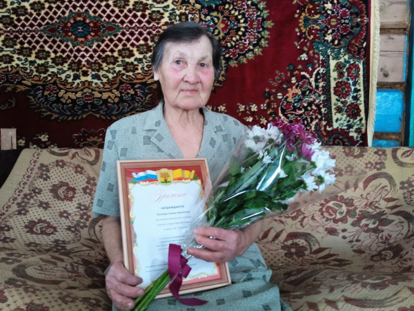 Час поздравления «Старейшей читательнице – 90 лет» (Булдеевская с/б)