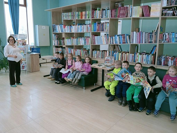 Исторический час "Непокоренный Ленинград" (Центральная б-ка)