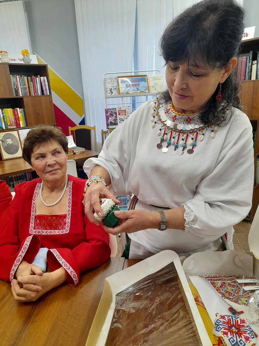 Вышивка - душа народа (Центральная б-ка)