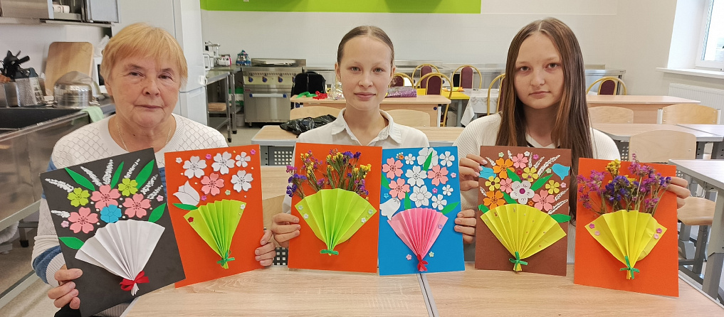 Цикл мастер-классов «Букет маме» (Чурачикская с/б)