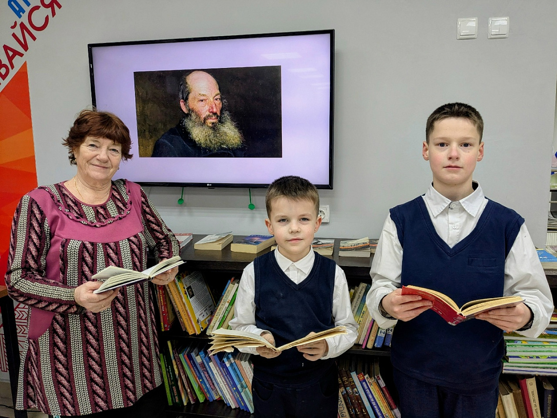 Литературно-музыкальный час «Поэт - чародей» (б-ка п. Опытный)