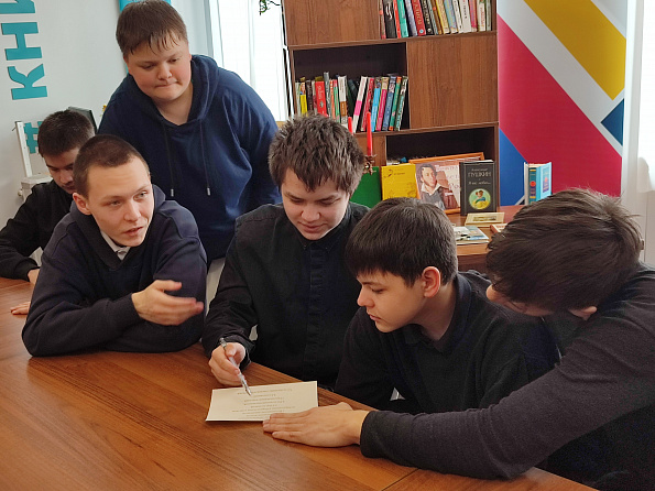 День молодого избирателя со студентами Цивильского аграрно-технологического техникума (Центральная б-ка)