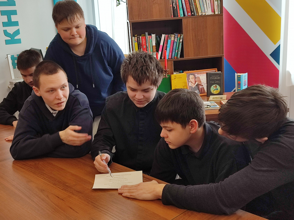 День молодого избирателя со студентами Цивильского аграрно-технологического техникума (Центральная б-ка)